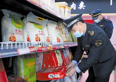 嚴(yán)把米面質(zhì)量關(guān)，優(yōu)化糧食市場(chǎng)管理服務(wù)